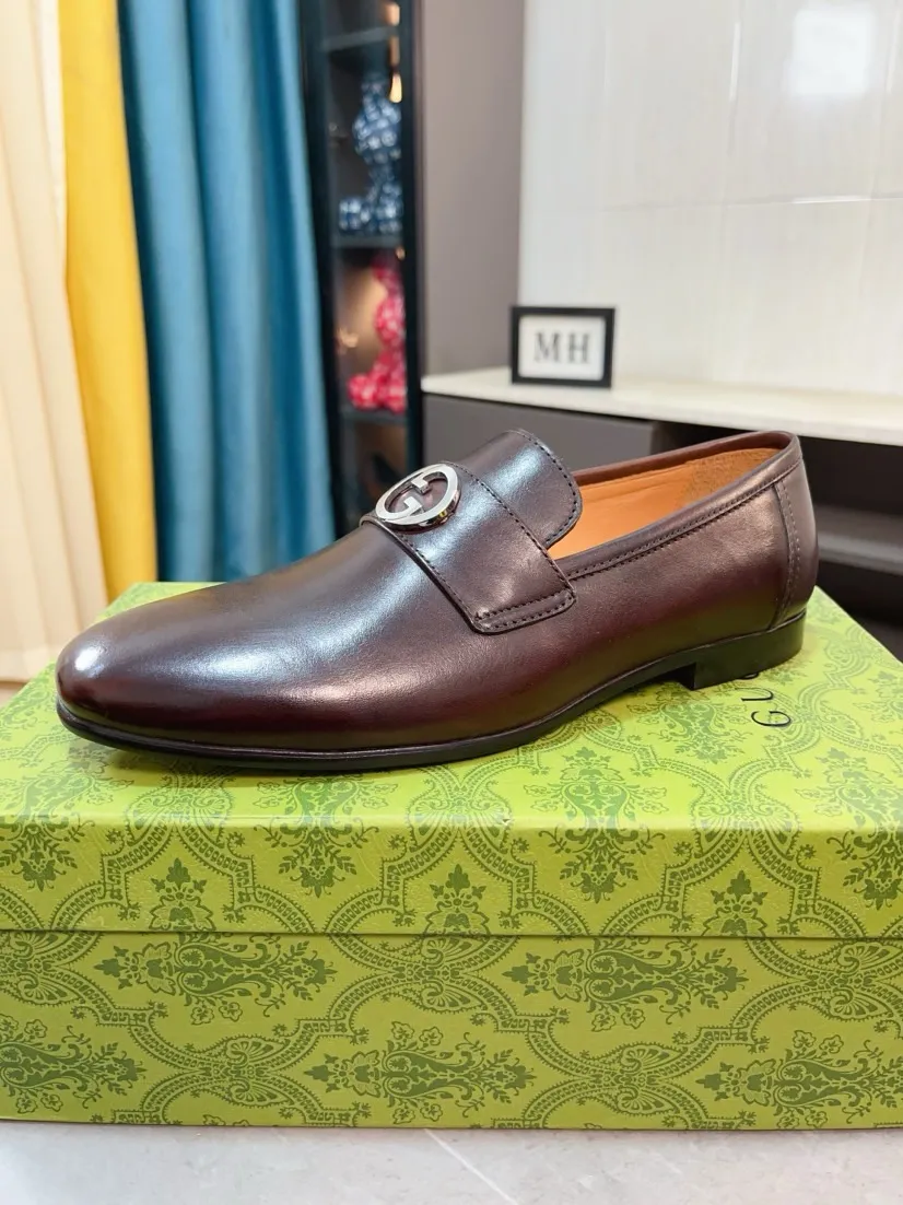 Men's shoes 💰500🌹🌹【GUCCI】The most popular classic Gucci leather shoes. Synchronized with the official website, the upper is made of Italian first-layer cowhide ➕cowhide lining, with unique brand and unique craftsmanship. Highlighting the hot style of the new year. Stop hesitating, stop wandering, get it now. Number: 38--44